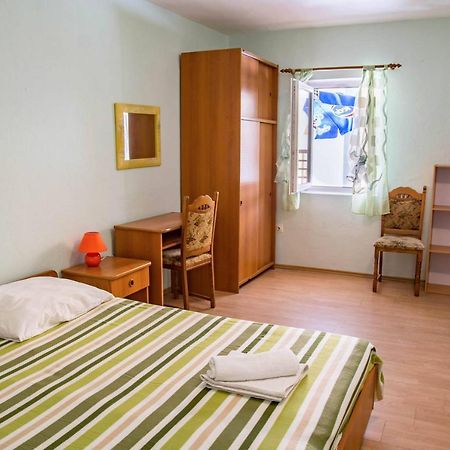 Bed And Breakfast Taverna Miskovic Pag Town Buitenkant foto