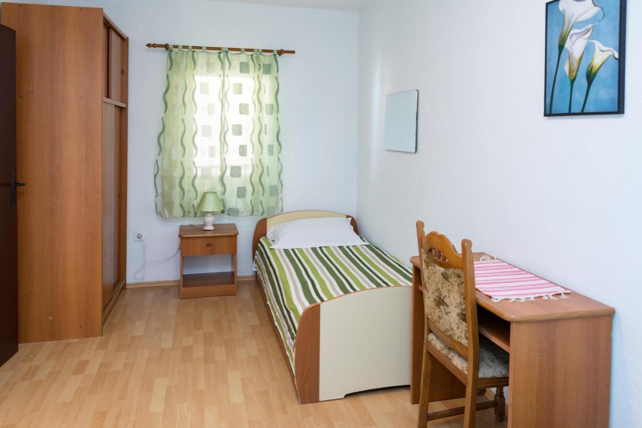 Bed And Breakfast Taverna Miskovic Pag Town Buitenkant foto